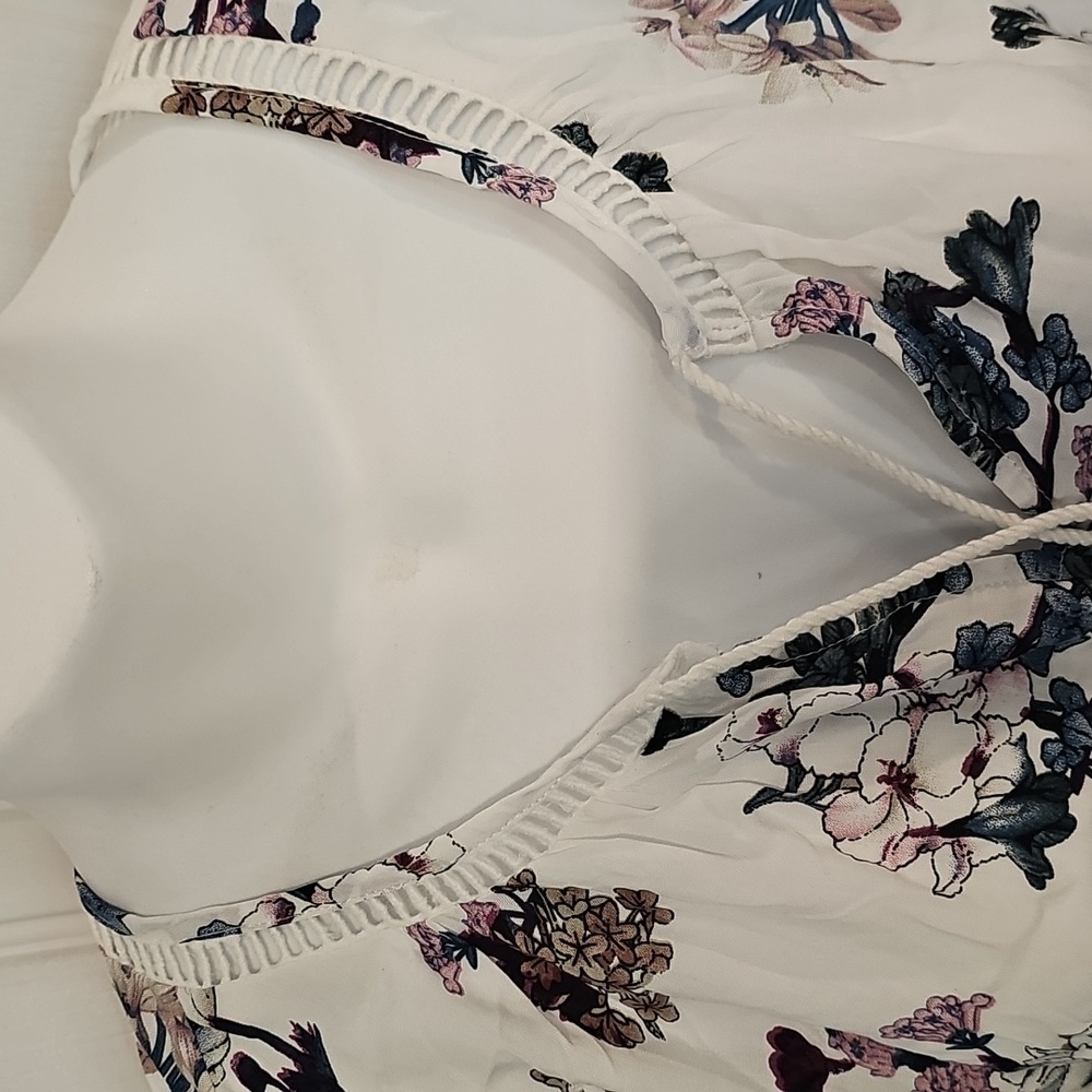 Doe & Rae X Revolve LS Floral Blouse Sz M NWT - Picture 14 of 15